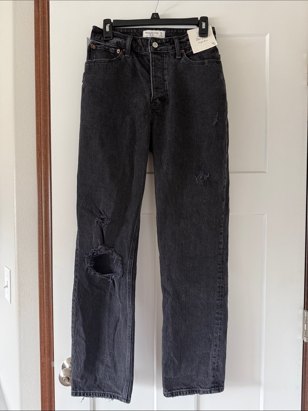 Abercrombie & Fitch Black High-Rise Straight Jeans with Knee Distress